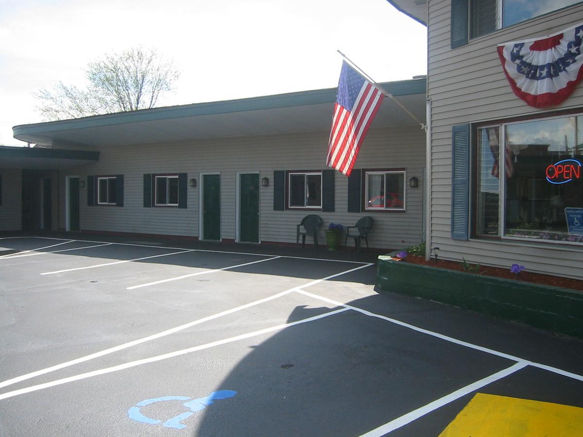 Lancaster Motor Inn Exterior photo